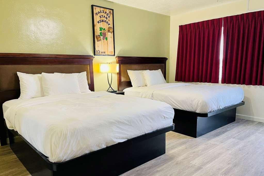 Baymont By Wyndham Fort Bragg Room photo